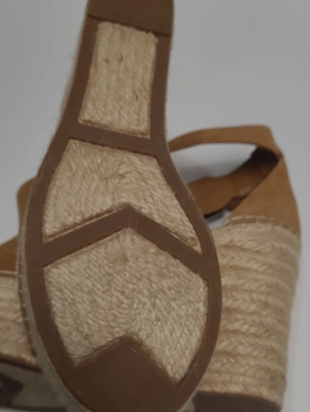 Marc Fisher Tan Leather Perforated Espadrille Platform Wedge Sandals - Size 8.5